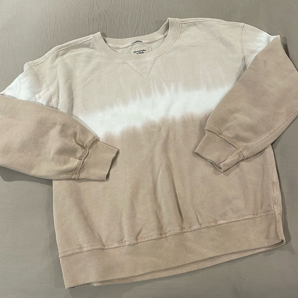 Abercrombie & Fitch Crewneck Sweatshirt